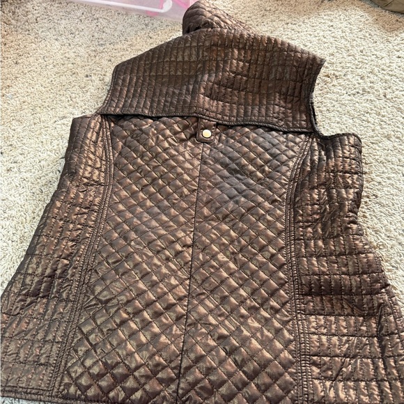 Peck & Peck Dark Brown Quilted Vest - Picture 2 of 3